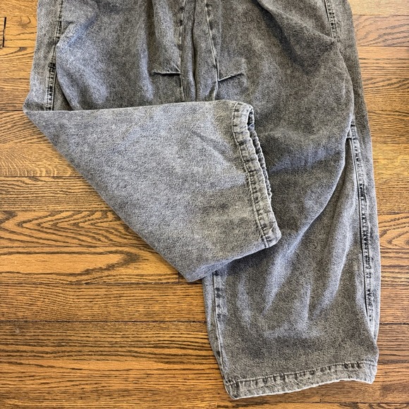 Urban Outfitters BDG Jeans Women's Size 28 Baggy Acid Wash Denim Jeans Black - Picture 4 of 8